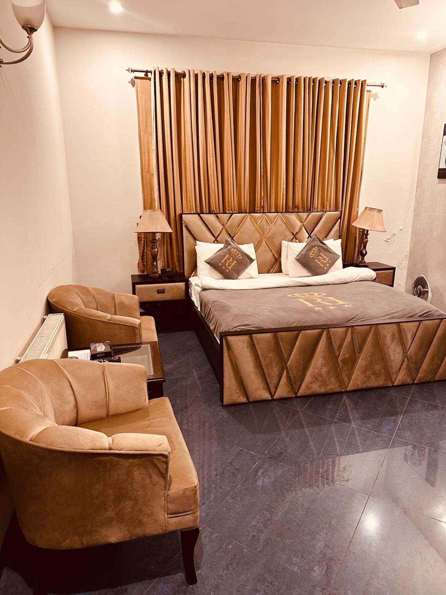 Reina Boutique Hotel - G9 อิสลามาบัด ภายนอก รูปภาพ